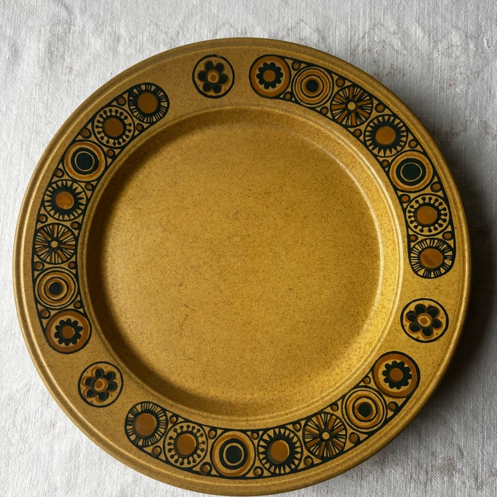 Set of 4-Vintage Kiln Craft Dinner Plates